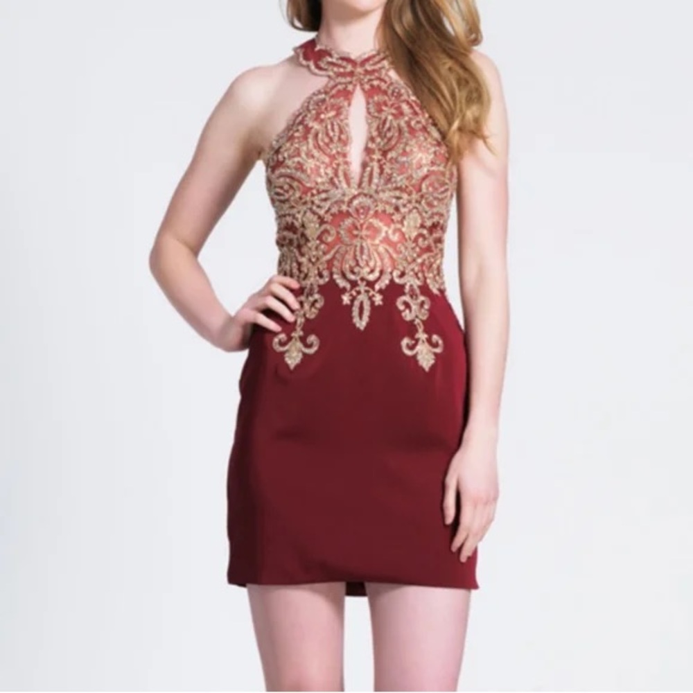 Dave and Johnny Red Beaded Homecoming Dress ❤️